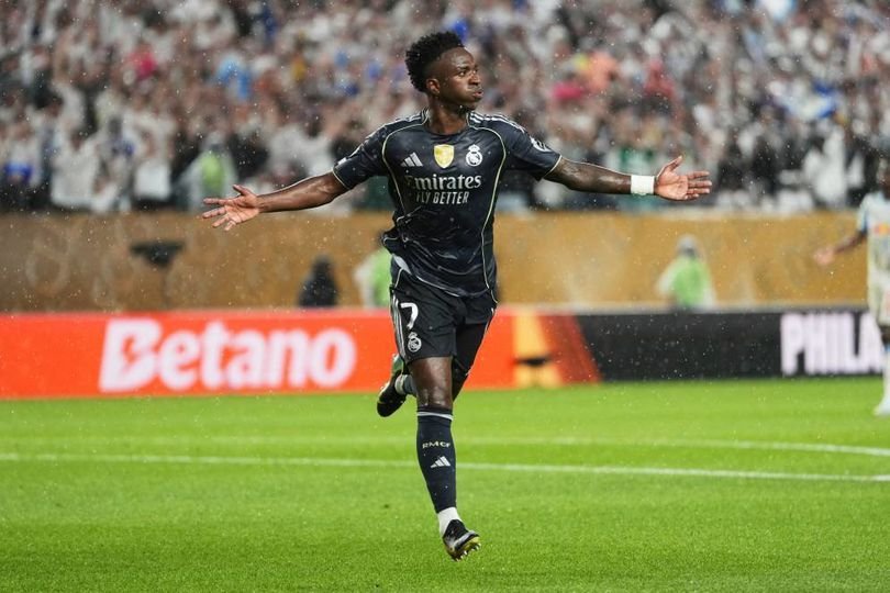 Cara Vinicius Junior Bungkam Kritik di Lapangan