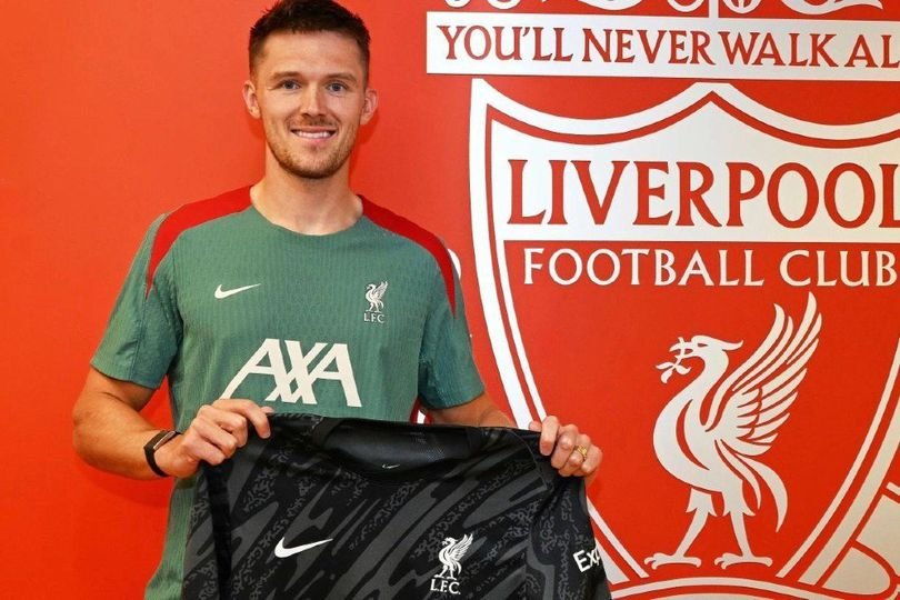 Belum Berhenti Belanja, Liverpool Resmi Rekrut Penjaga Gawang Freddie Woodman