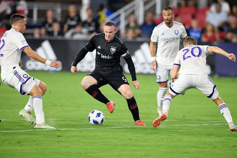 Rooney Ungkap Duet Paling Cocok Dengannya di MU: Bukan Ronaldo, Tapi Striker yang Sempat Bersitegang dengan Ferguson
