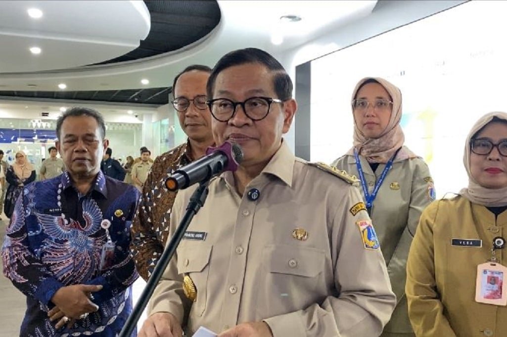 Olahraga Padel di Jakarta Kena Pajak 10 Persen, Pramono Buka Suara