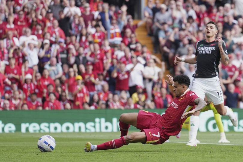 Upaya Bayern Munchen Rebut Diaz dari Liverpool Berujung Kegagalan