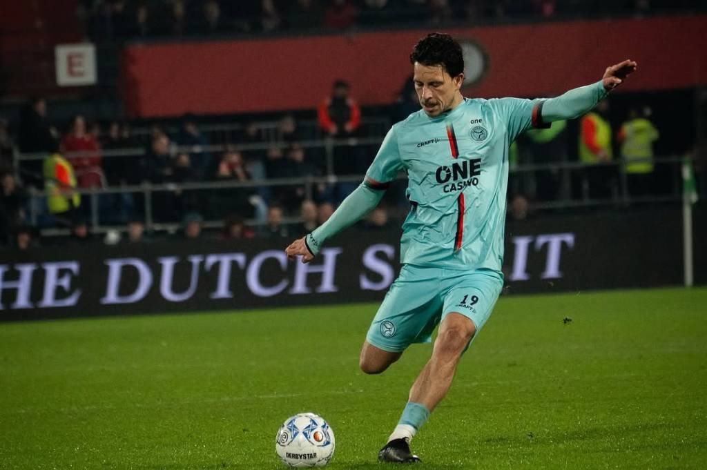 Tanpa Klub, Thom Haye Dinilai Pas Gabung FC Groningen atau Fortuna Sittard